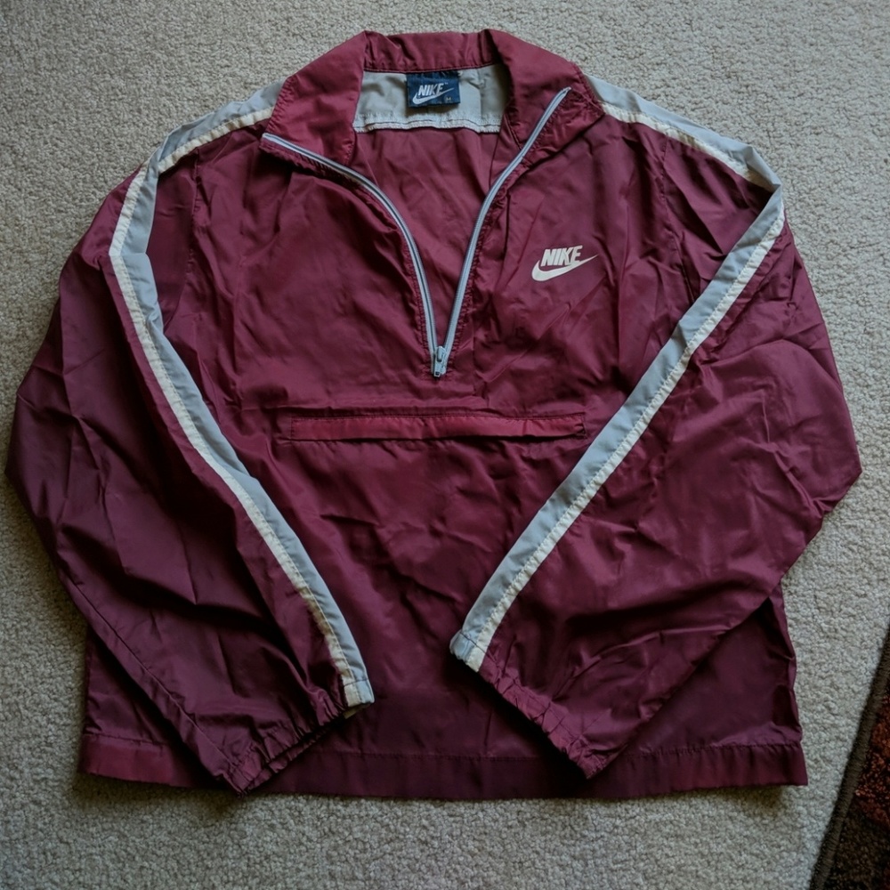 Lightweight rain jacket